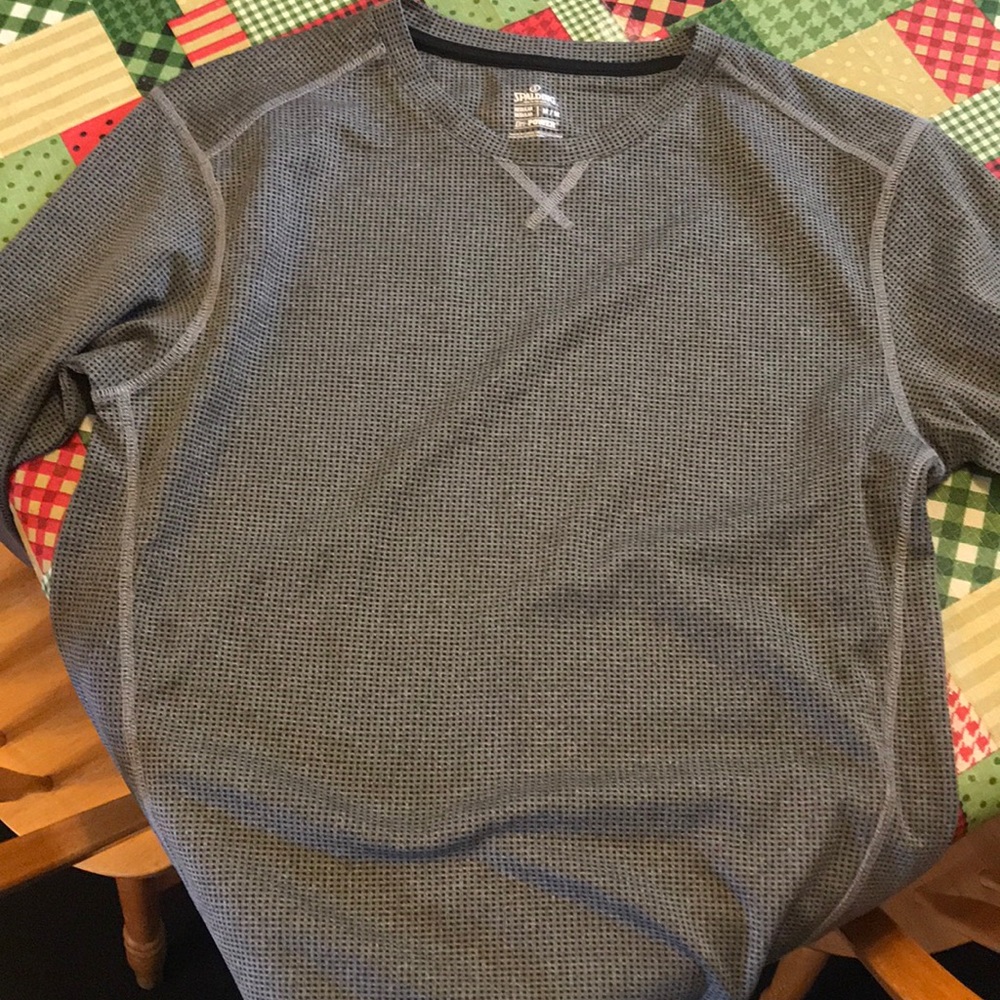 Men’s long sleeve tee